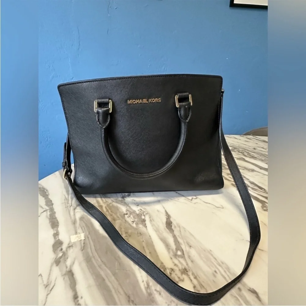 Michael Kors Women’s Selma Saffiano Leather Medium Satchel